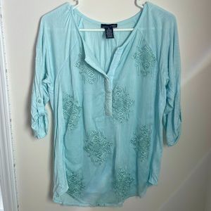 SOLD || Sky blue blouse with 3/4 sleeves